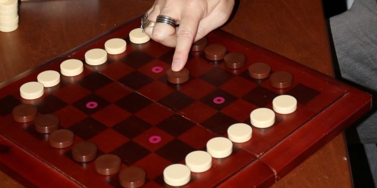 Canadian culture may include games with ties to country