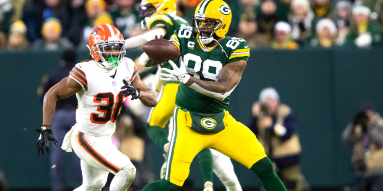 Lewis Details How Packers Essentially Have ‘Two Different Playbooks’