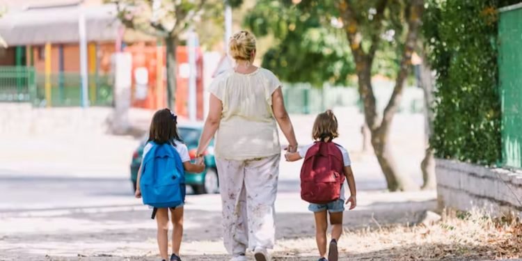 Child poverty estimates point to a record low in 2021 | Opinion