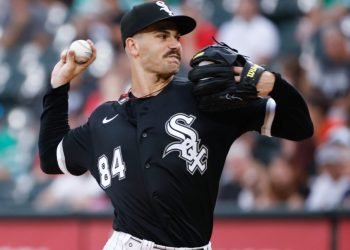 White Sox’s Dylan Cease Loses No-Hitter With One Out Remaining
