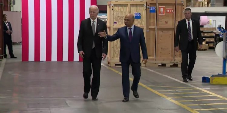 The migrant influx; Bruckner Rezoning Plan moves forward; Biden talks tech in NY
