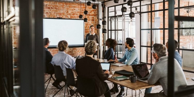 6 Questions to Prepare Technology Leaders For Their Next Board Meeting