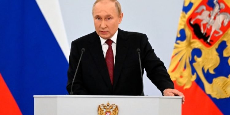 Opinion: Is Putin losing his far-right fans in the West?