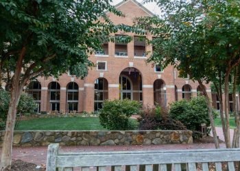 Kenan-Flagler Business School explores increasing undergraduates’ student fees