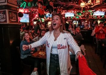 Phillies playoff games and Eagles wins boost Philly sports bar, store business
