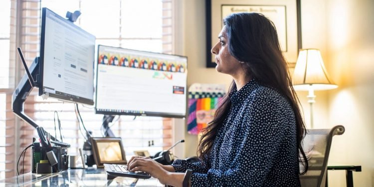 A Gen Z Remote Worker Is Quiet Quitting for Health, ADHD, Disability