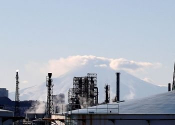 Japan’s business mood worsens as costs cloud outlook