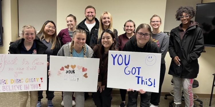 Student entrepreneur hosts mental health awareness walk with Active Minds