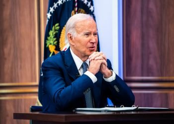 Biden heads west with eye on boosting fellow Democrats