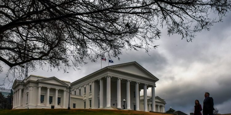 Book review of “Fighting Political Gridlock” and “Bellwether” by David Toscano