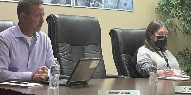 DeKalb District 428 to survey staff on engagement, climate, culture, diversity, equity and inclusion – Shaw Local