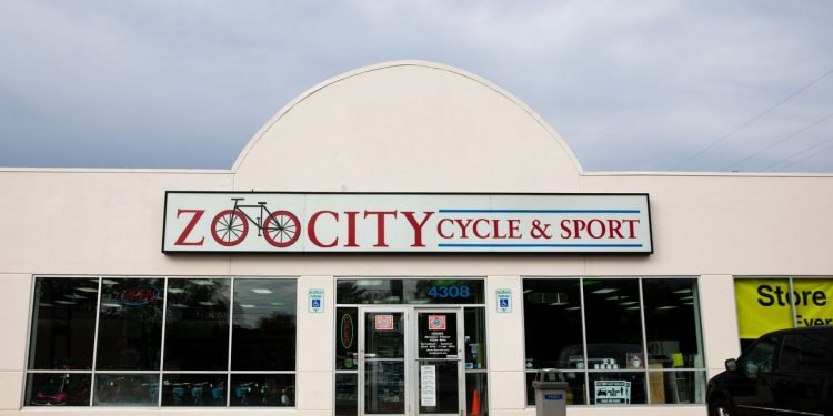 Kalamazoo bicycle shop will close after 15 years of business