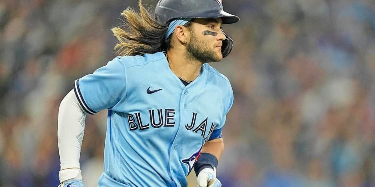 MLB DFS: Top DraftKings and FanDuel daily Fantasy baseball picks, lineup advice for Saturday, Oct. 8, 2022