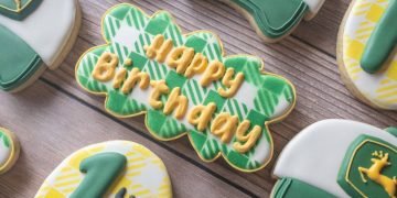 Ag professional’s hobby leads to a start-up side business of cookie decorating classes – Agweek