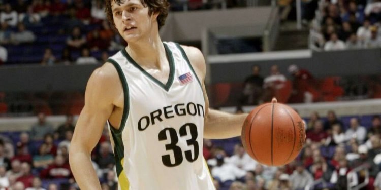 Pro athletes, cops to battle on softball field – Medford News, Weather, Sports, Breaking News