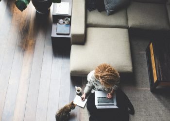 4 Things You Should Know About Starting a Small Business From Home